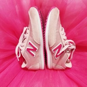 GIRLS PINK NEW BALANCE SNEAKERS